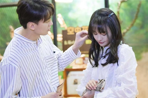 戀愛中女生怎樣給自己安全感 戀愛中如何避免想太多 戀愛中女生怎樣給自己安全感 戀愛中如何避免想太多