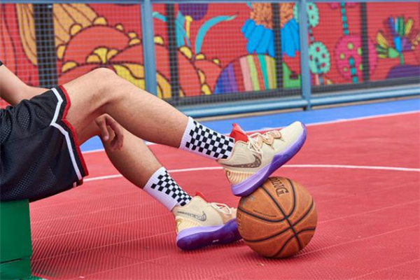 歐文5和aj34哪個好 歐文5和aj34實戰(zhàn)對比測評 歐文5和aj34哪個好 歐文5和aj34實戰(zhàn)對比測評