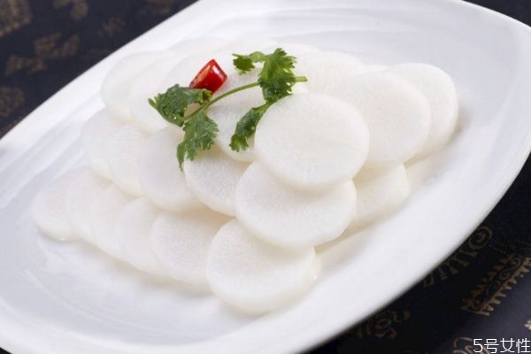 白蘿卜可以生吃嗎 女性吃白蘿卜有什么好處呢 白蘿卜可以生吃嗎 女性吃白蘿卜有什么好處呢