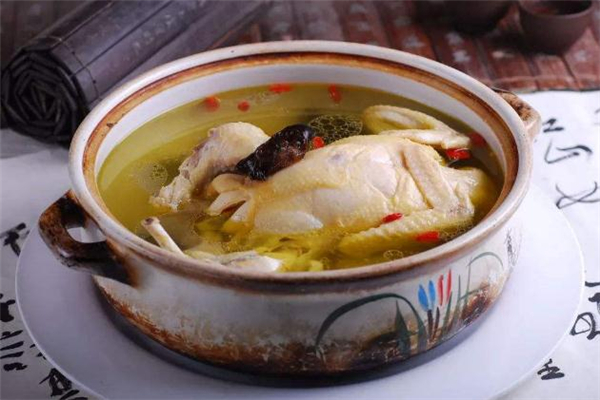 燒鴨是什么鴨 北京烤鴨和燒鴨的區(qū)別