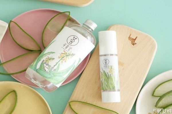 尋薈記蘆薈膠真的好用嗎 尋薈記蘆薈膠有什么作用呢 尋薈記蘆薈膠真的好用嗎 尋薈記蘆薈膠有什么作用呢