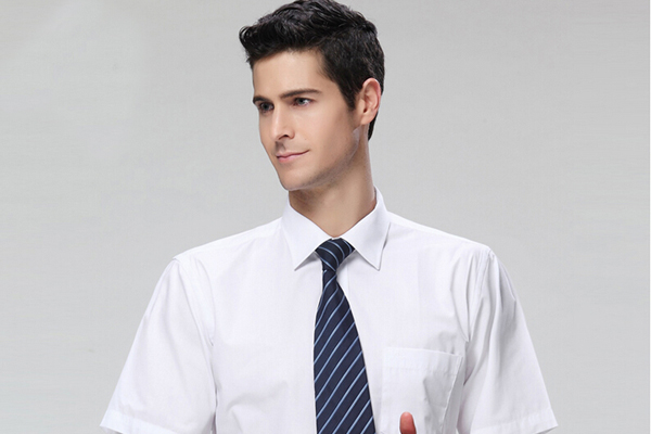 男士法式襯衫怎么穿搭 男士法式風(fēng)格穿搭技巧 男士法式襯衫怎么穿搭 男士法式風(fēng)格穿搭技巧