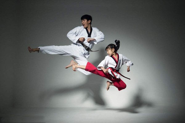 練跆拳道為什么要光著腳 哪些人不適合練跆拳道 練跆拳道為什么要光著腳 哪些人不適合練跆拳道