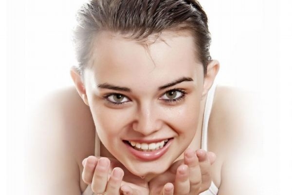 用什么牙膏洗臉最好 牙膏洗臉一周幾次合適 用什么牙膏洗臉最好 牙膏洗臉一周幾次合適