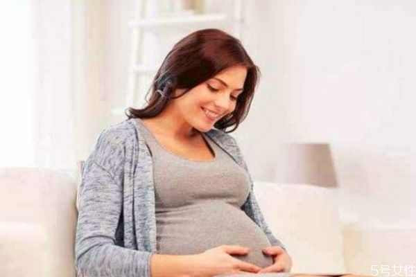 導(dǎo)樂分娩有必要嗎 導(dǎo)樂分娩的好處和缺點 導(dǎo)樂分娩有必要嗎 導(dǎo)樂分娩的好處和缺點