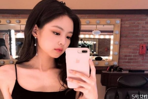 女朋友說感冒了怎么回答 女朋友感冒了暖心的話 女朋友說感冒了怎么回答 女朋友感冒了暖心的話