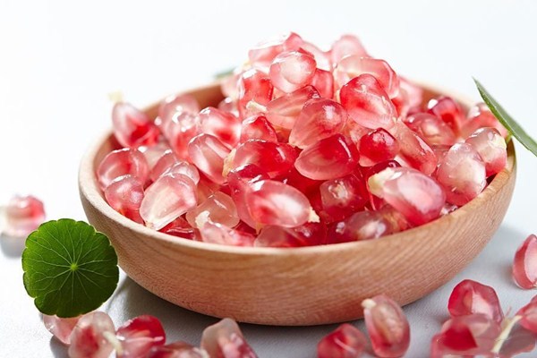 剝開的石榴能過夜能吃嗎 睡前可以吃石榴嗎 剝開的石榴能過夜能吃嗎 睡前可以吃石榴嗎