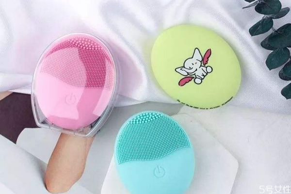 洗臉儀的工作原理是什么呢 洗臉儀有什么作用呢 洗臉儀的工作原理是什么呢 洗臉儀有什么作用呢