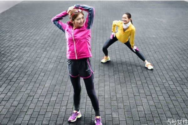 冬天快速減肥的方法有什么呢 冬天應(yīng)該怎么減肥呢 冬天快速減肥的方法有什么呢 冬天應(yīng)該怎么減肥呢