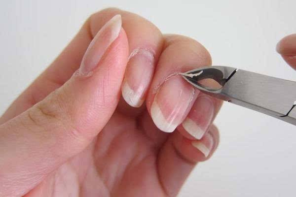 如何增長甲床 如何把甲床養(yǎng)得好看 如何增長甲床 如何把甲床養(yǎng)得好看