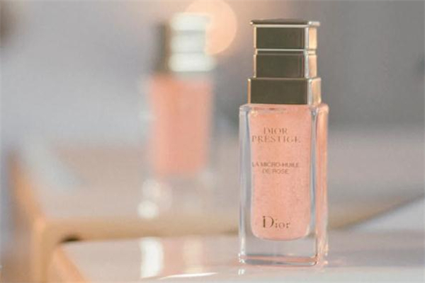 迪奧小粉瓶精華多少錢 迪奧花秘瑰萃精華液價(jià)格