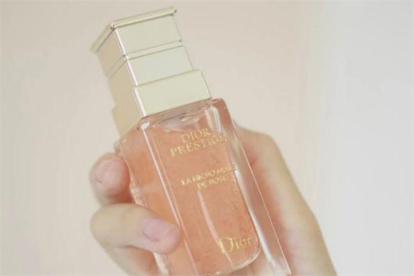 迪奧小粉瓶精華多少錢 迪奧花秘瑰萃精華液價(jià)格