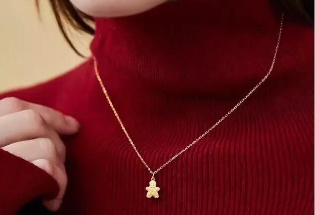 項(xiàng)鏈帶到什么位置合適 項(xiàng)鏈戴到哪里長(zhǎng)度剛好 項(xiàng)鏈帶到什么位置合適 項(xiàng)鏈戴到哪里長(zhǎng)度剛好