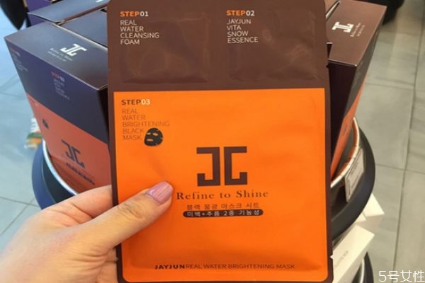 jayjun黑色水光面膜怎么樣 捷俊黑色水光面膜適合膚質(zhì) jayjun黑色水光面膜怎么樣 捷俊黑色水光面膜適合膚質(zhì)