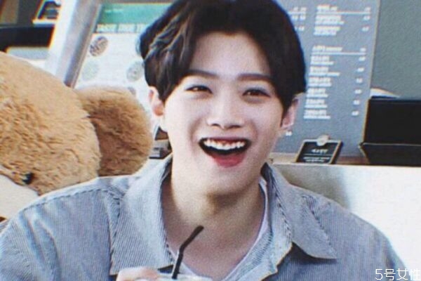 為什么男朋友不公開(kāi)戀愛(ài)關(guān)系 男朋友不公開(kāi)戀愛(ài)關(guān)系原因 為什么男朋友不公開(kāi)戀愛(ài)關(guān)系 男朋友不公開(kāi)戀愛(ài)關(guān)系原因