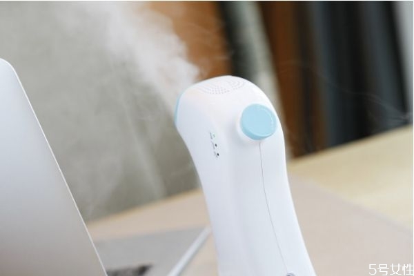 補(bǔ)水儀可以用冰水嗎 補(bǔ)水儀可以用涼開水嗎 補(bǔ)水儀可以用冰水嗎 補(bǔ)水儀可以用涼開水嗎