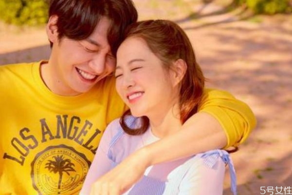 初戀的意義是什么呢 什么是初戀呢 初戀的意義是什么呢 什么是初戀呢