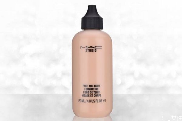 粉底液會傷害皮膚嗎 粉底液可以天天使用嗎 粉底液會傷害皮膚嗎 粉底液可以天天使用嗎