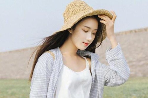 性格開朗的女生有什么特點(diǎn) 怎樣和性格開朗的女生交往 性格開朗的女生有什么特點(diǎn) 怎樣和性格開朗的女生交往