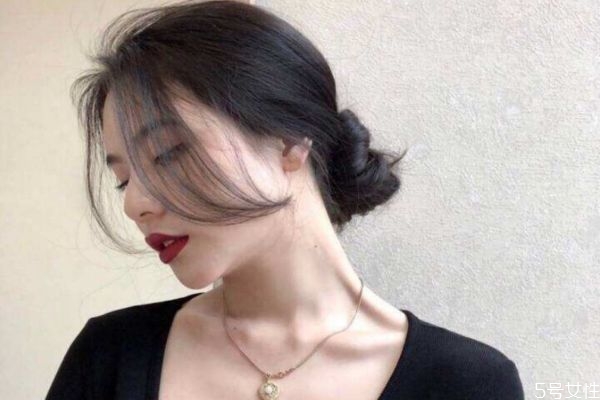 第一次相親吃飯聊什么 相親第一次見(jiàn)面該做什么 第一次相親吃飯聊什么 相親第一次見(jiàn)面該做什么