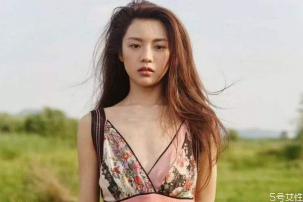 第一次相親要不要帶小禮物 第一次見(jiàn)相親對(duì)象禮物 第一次相親要不要帶小禮物 第一次見(jiàn)相親對(duì)象禮物