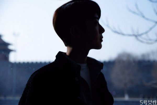 喜歡的男生有了女朋友怎么辦 女生成功挖墻腳的套路 喜歡的男生有了女朋友怎么辦 女生成功挖墻腳的套路