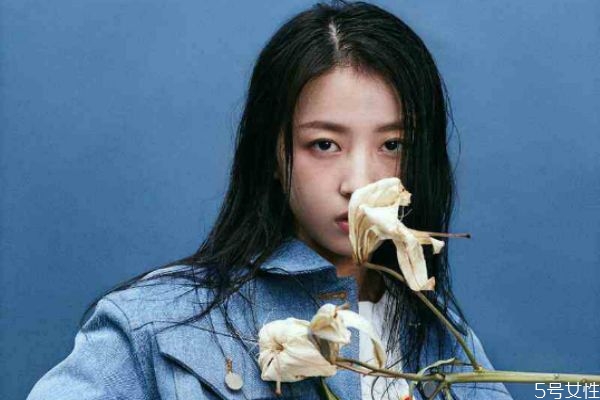 男生會輕易說晚安嗎 男生說晚安是喜歡的意思嗎 男生會輕易說晚安嗎 男生說晚安是喜歡的意思嗎