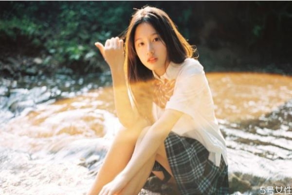 女生跟你說(shuō)晚安的真正含義 晚安和好夢(mèng)哪個(gè)更曖昧 女生跟你說(shuō)晚安的真正含義 晚安和好夢(mèng)哪個(gè)更曖昧