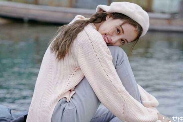 男朋友和前女友有聯(lián)系是什么心理 怎么處理前女友的關(guān)系 男朋友和前女友有聯(lián)系是什么心理 怎么處理前女友的關(guān)系