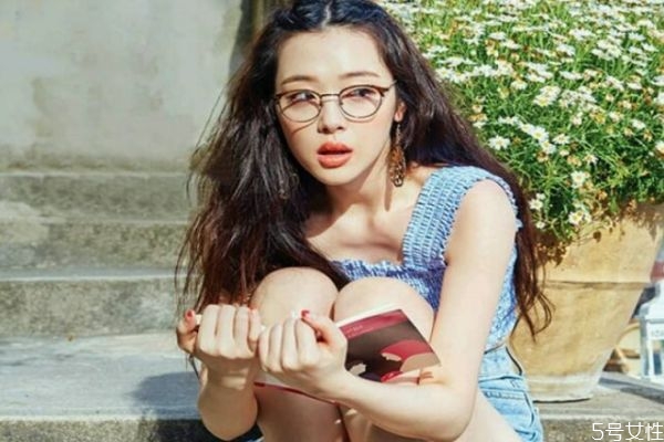 女朋友發(fā)脾氣怎么哄 如何解決女朋友發(fā)脾氣方法 女朋友發(fā)脾氣怎么哄 如何解決女朋友發(fā)脾氣方法