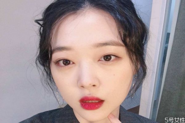 女朋友發(fā)脾氣怎么哄 如何解決女朋友發(fā)脾氣方法 女朋友發(fā)脾氣怎么哄 如何解決女朋友發(fā)脾氣方法