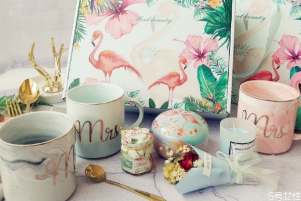 結(jié)婚必須準(zhǔn)備伴手禮嗎 結(jié)婚伴手禮送什么好 結(jié)婚必須準(zhǔn)備伴手禮嗎 結(jié)婚伴手禮送什么好