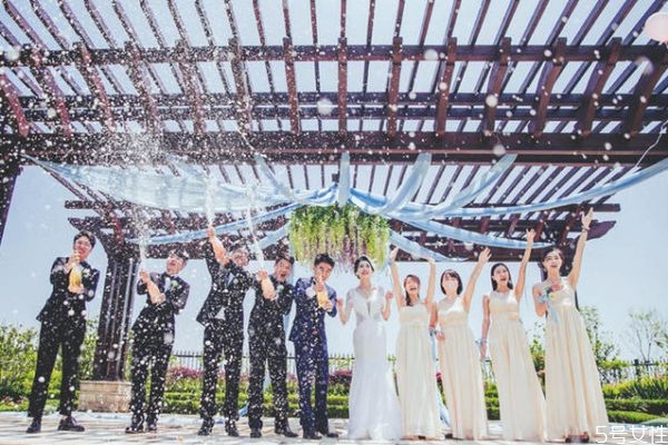 閃婚的人什么心理 什么樣的閃婚不幸福 閃婚的人什么心理 什么樣的閃婚不幸福