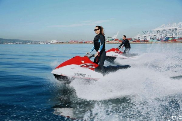 閃婚的人什么心理 什么樣的閃婚不幸福 閃婚的人什么心理 什么樣的閃婚不幸福