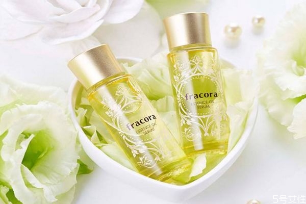 角質層比較厚會怎么樣呢 角質層薄厚有什么區(qū)別呢 角質層比較厚會怎么樣呢 角質層薄厚有什么區(qū)別呢