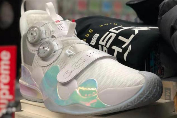 李寧韋德之道8多少錢 韋德之道8首發(fā)配色 李寧韋德之道8多少錢 韋德之道8首發(fā)配色