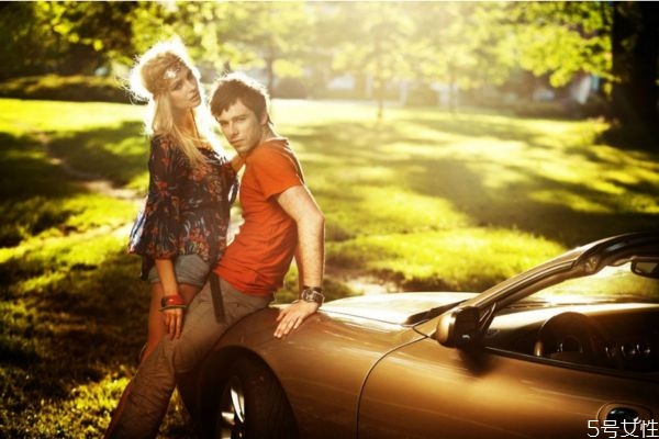 第一次見公婆怎么說(shuō)話 第一次見公婆女孩應(yīng)該注意什么 第一次見公婆怎么說(shuō)話 第一次見公婆女孩應(yīng)該注意什么