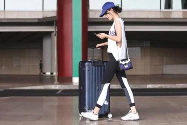 胖的人適合穿運(yùn)動(dòng)裝嗎 胖人怎么選運(yùn)動(dòng)裝 胖的人適合穿運(yùn)動(dòng)裝嗎 胖人怎么選運(yùn)動(dòng)裝