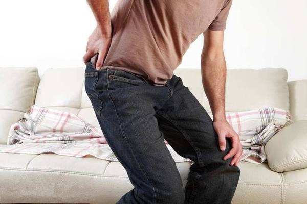 輸尿管結(jié)石的癥狀有哪些 輸尿管結(jié)石怎么排出來(lái) 輸尿管結(jié)石的癥狀有哪些 輸尿管結(jié)石怎么排出來(lái)