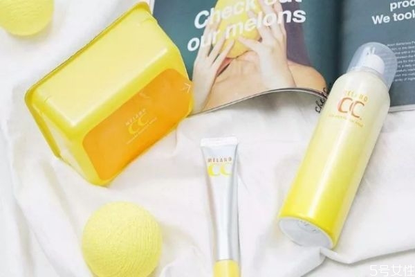 樂敦cc對舊痘印有效嗎 樂敦cc美容液介紹 樂敦cc對舊痘印有效嗎 樂敦cc美容液介紹