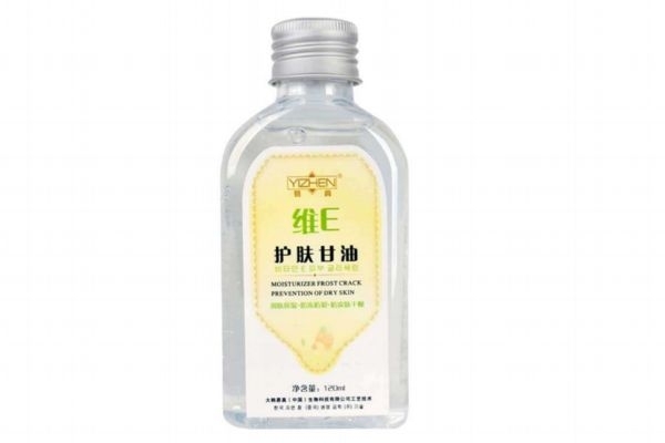 冬天用甘油好還是凡士林好 甘油和凡士林的區(qū)別 冬天用甘油好還是凡士林好 甘油和凡士林的區(qū)別