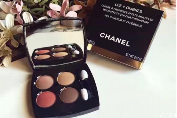 經(jīng)?；瘖y真的很傷皮膚嗎 應(yīng)不應(yīng)該使用化妝品呢