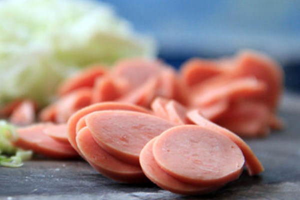 火腿腸有激素嗎 火腿腸對身體有好處嗎 火腿腸有激素嗎 火腿腸對身體有好處嗎