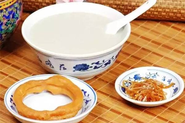 北京的豆汁是怎么做的 豆汁喝涼的還是熱的 北京的豆汁是怎么做的 豆汁喝涼的還是熱的