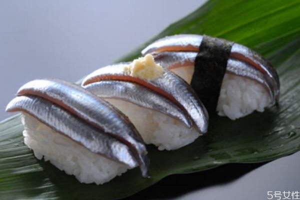 沙丁魚怎么做不腥 掌握幾點技巧 沙丁魚怎么做不腥 掌握幾點技巧