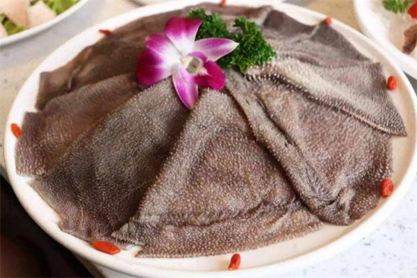 黃喉和毛肚哪個好吃些 黃喉和毛肚是哪個部位 黃喉和毛肚哪個好吃些 黃喉和毛肚是哪個部位