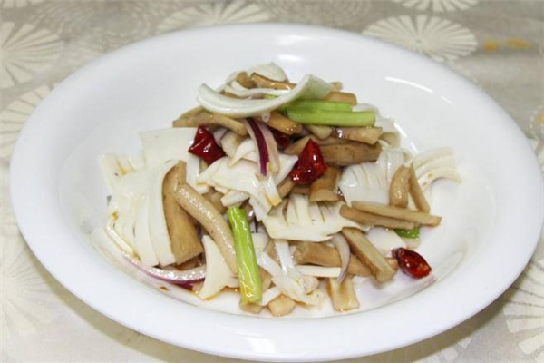 黃喉在哪里可以買到 黃喉怎么去除腥味 黃喉在哪里可以買到 黃喉怎么去除腥味