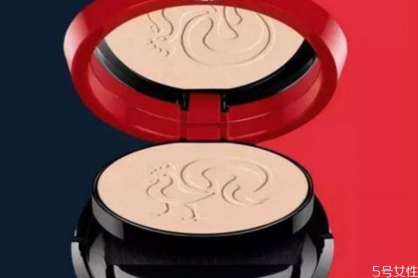 高光應(yīng)該怎么化呢 高光應(yīng)該化在哪里呢 高光應(yīng)該怎么化呢 高光應(yīng)該化在哪里呢