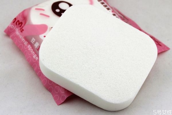 洗臉撲用完后怎么放的 洗臉后的護膚步驟 洗臉撲用完后怎么放的 洗臉后的護膚步驟