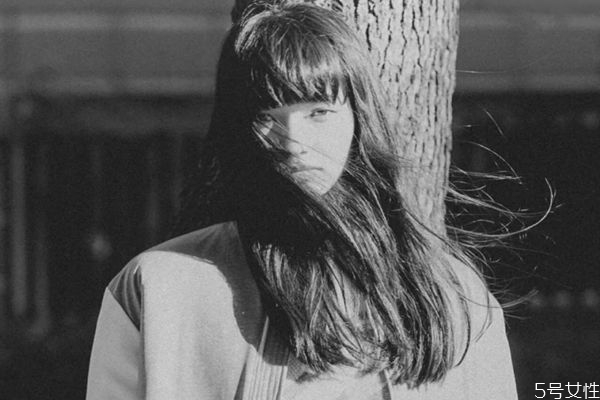 男生冷淡期女生要不要主動(dòng) 情侶怎么做感情不會(huì)厭倦 男生冷淡期女生要不要主動(dòng) 情侶怎么做感情不會(huì)厭倦